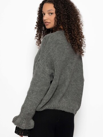 SASSYCLASSY Strickjacke‌‌‌‌‌‌‌‌‌‌ in Grau
