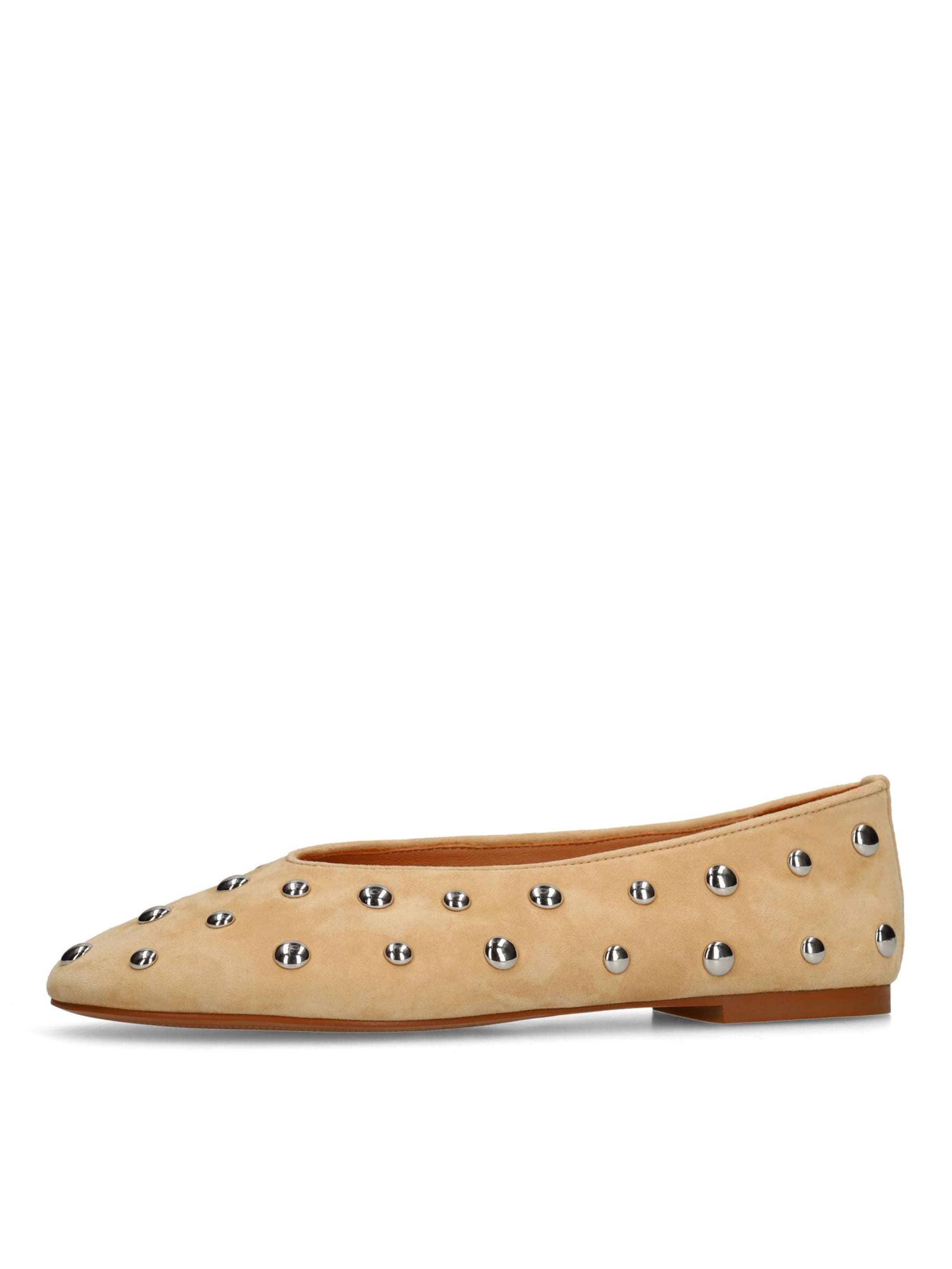MANFIELD Ballet Flats in 36 in Beige, Item view
