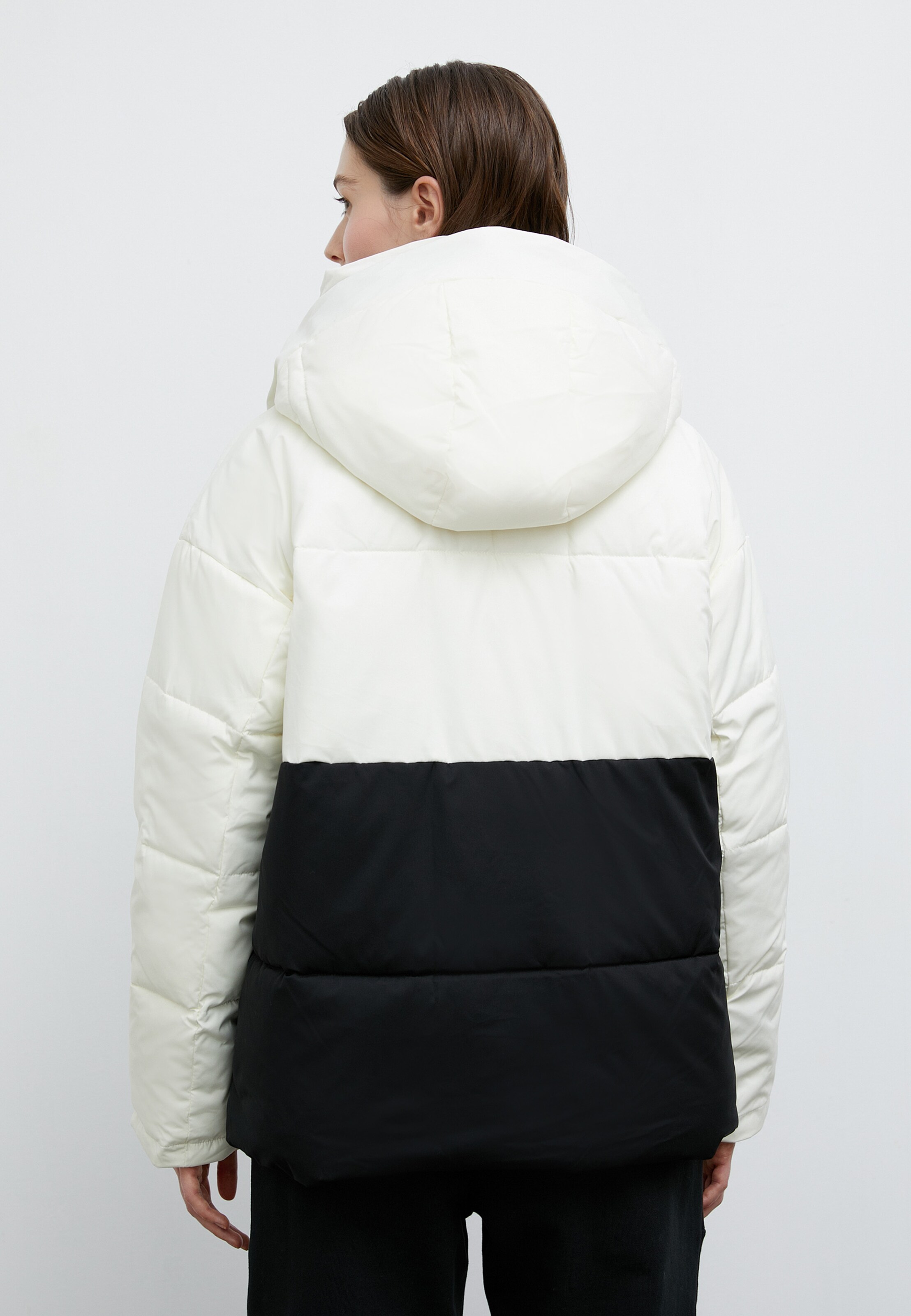 Frauen Jacken Finn Flare Winterjacke in Schwarz, Weiß - IM07571 Frauen Jacken Finn Flare Winterjacke in Schwarz, Weiß - IM07571