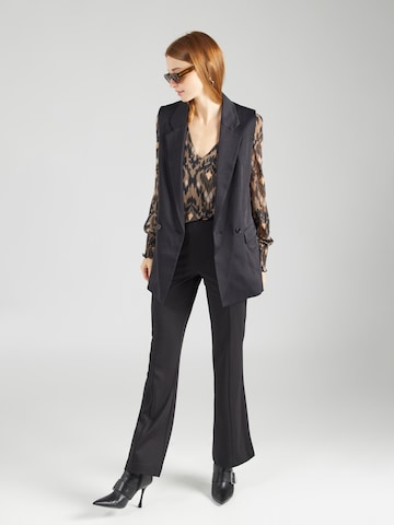 VILA - Blusa en marrón