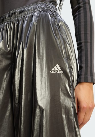ADIDAS ORIGINALS - Pierna ancha Pantalón 'F50' en negro
