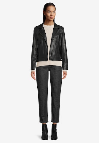 Betty & Co Between-Season Jacket in Black