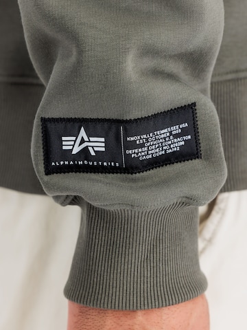 ALPHA INDUSTRIES Μπλούζα φούτερ 'Label' σε πράσινο