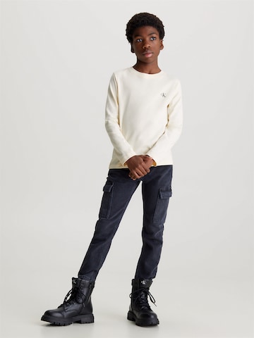 Tricou de la Calvin Klein Jeans pe galben