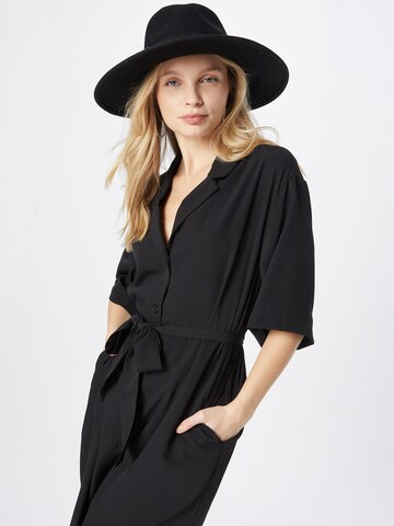 Monki - Vestido camisero en negro