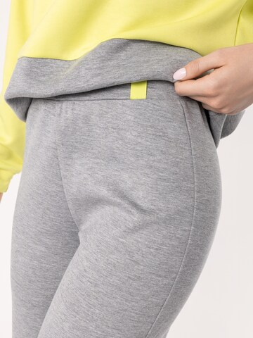 Loosefit Pantalon Quiosque en gris