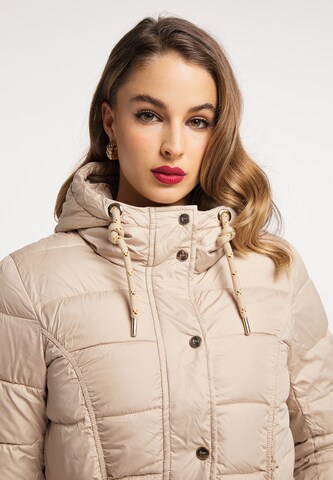 faina Between-seasons coat in Beige