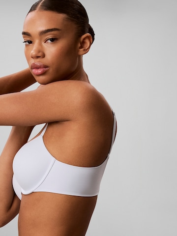 Push-up Soutien-gorge Calvin Klein en blanc