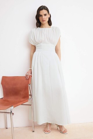 Trendyol Sommerkjole i hvid: forside