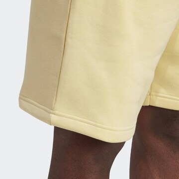 ADIDAS ORIGINALS Regular Shorts 'Trefoil Essentials' in Gelb