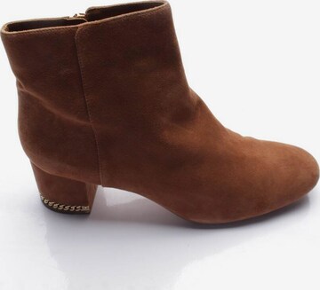 Michael Kors Dress Boots in 40 in Brown: front