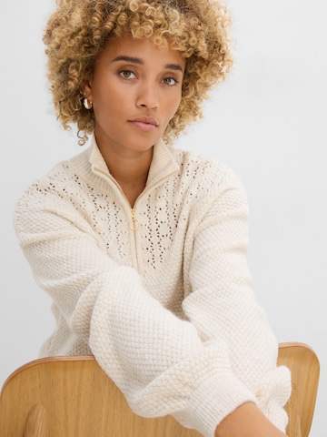 bonprix Pullover in Beige