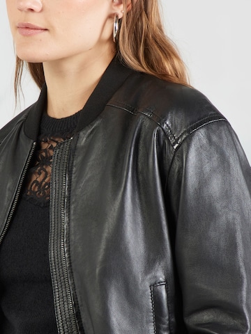 OAKWOOD Prehodna jakna 'Paige' | črna barva