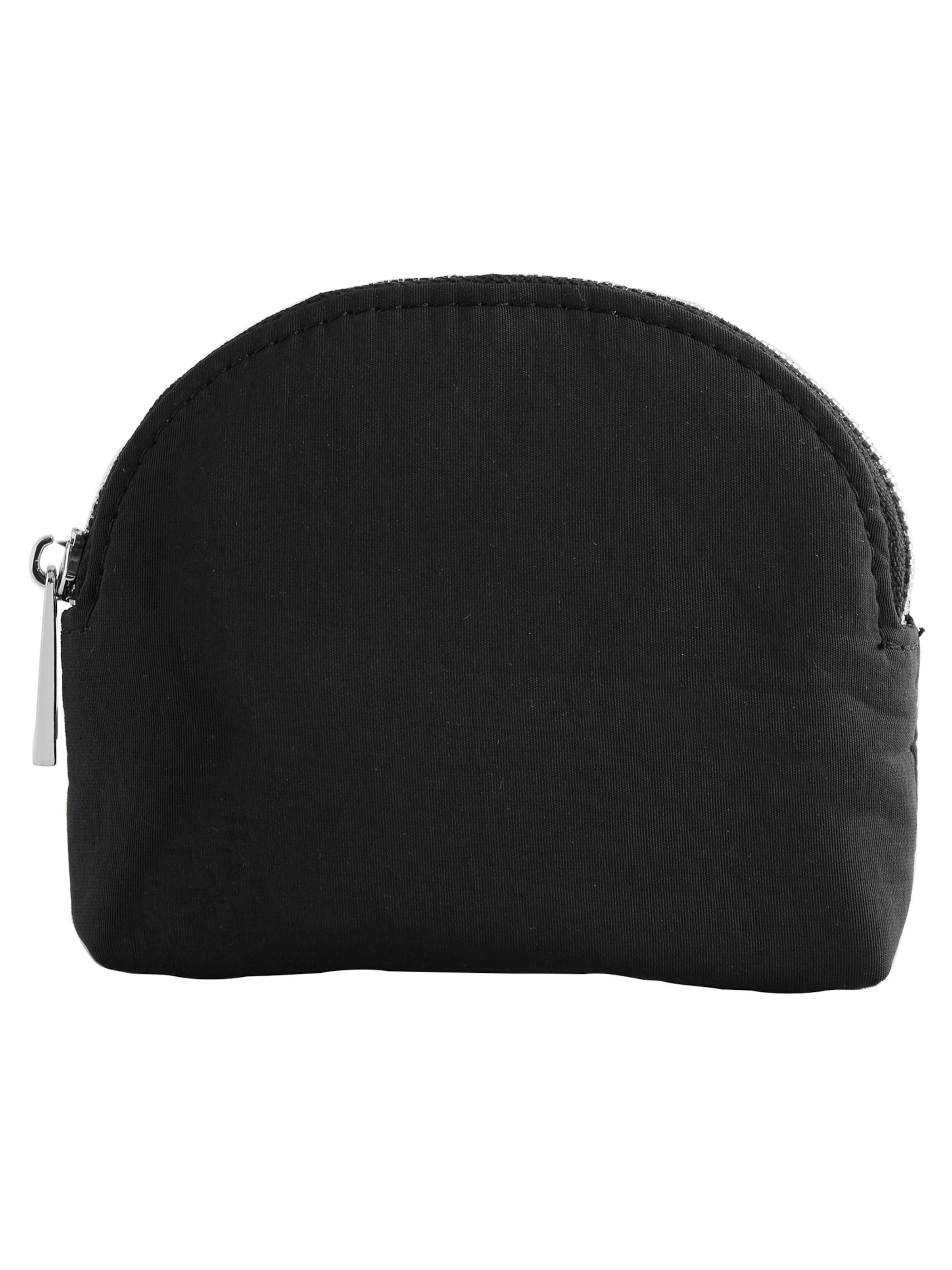 Next Wallet in Black: front