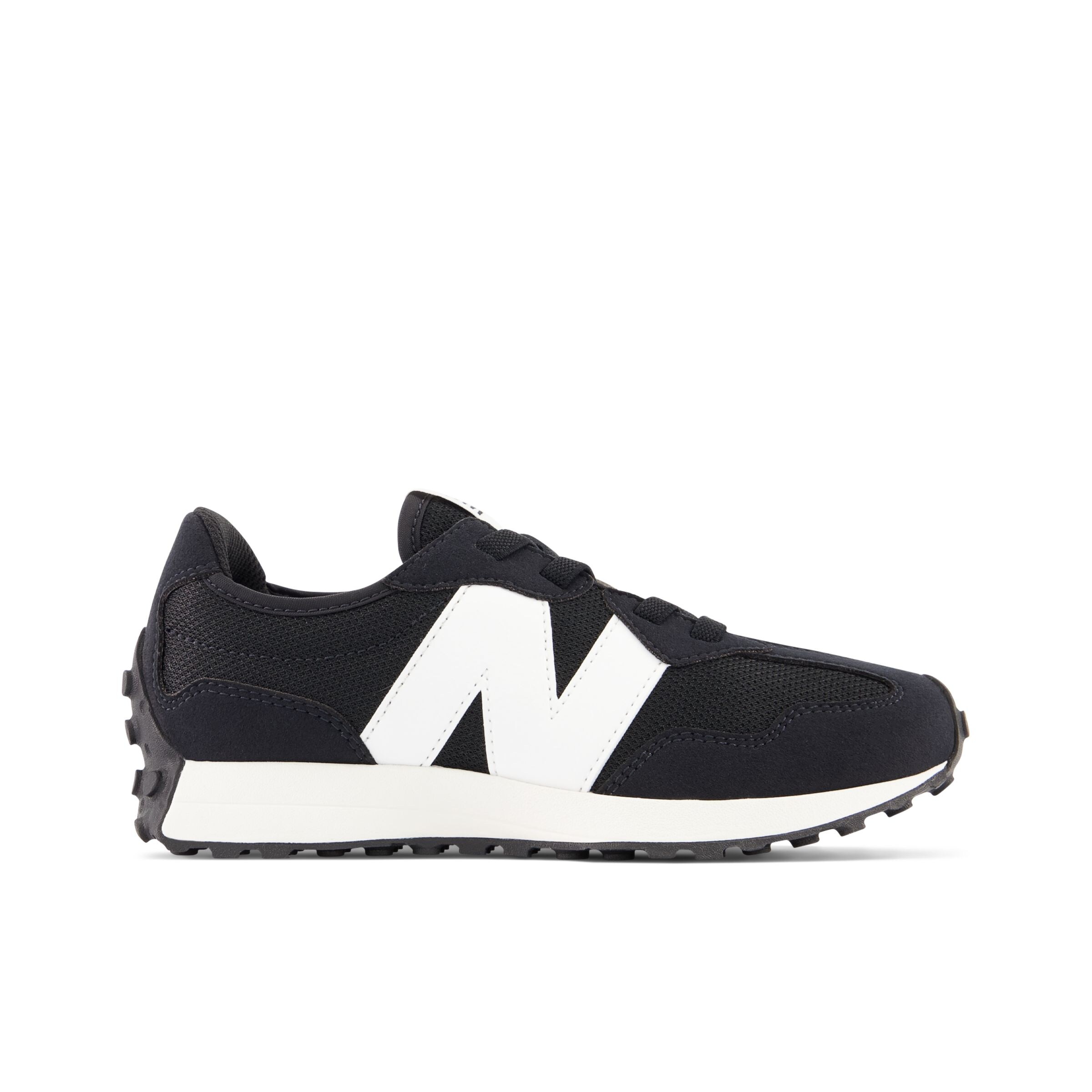 new balance Sneakers in Black