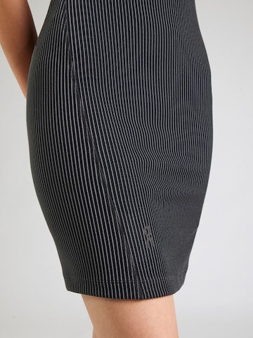 Robe 'All-Day' On en noir