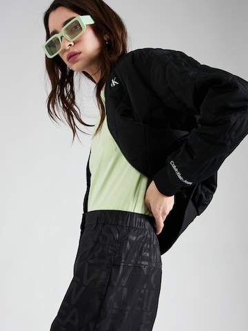 Calvin Klein Jeans Ohlapna forma Kargo hlače | črna barva