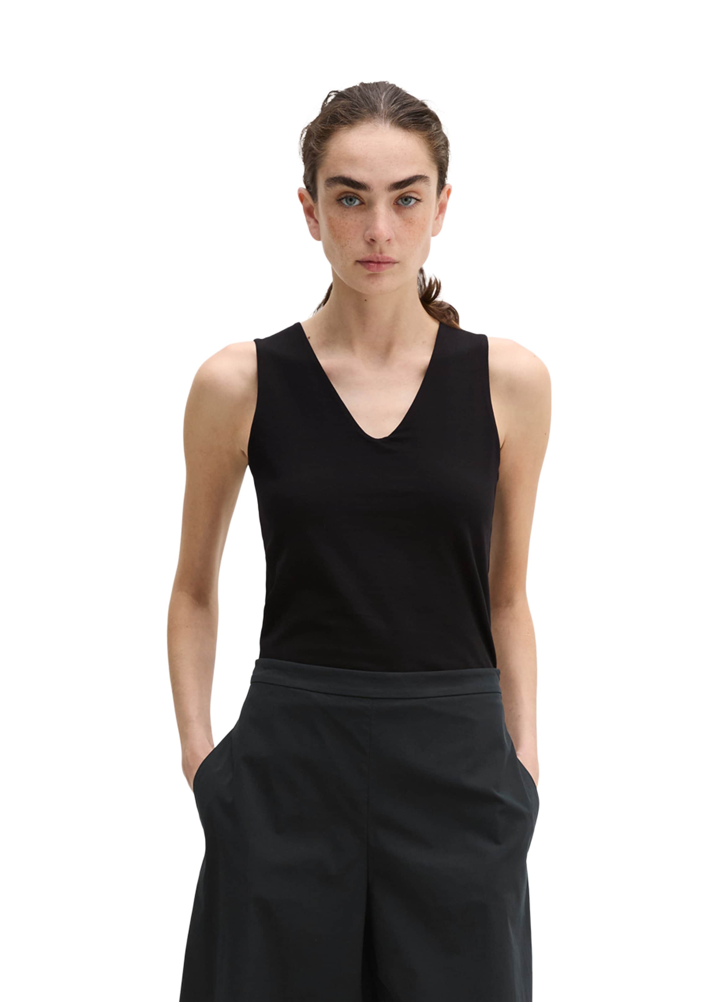 Marc O'Polo Top in Black: front
