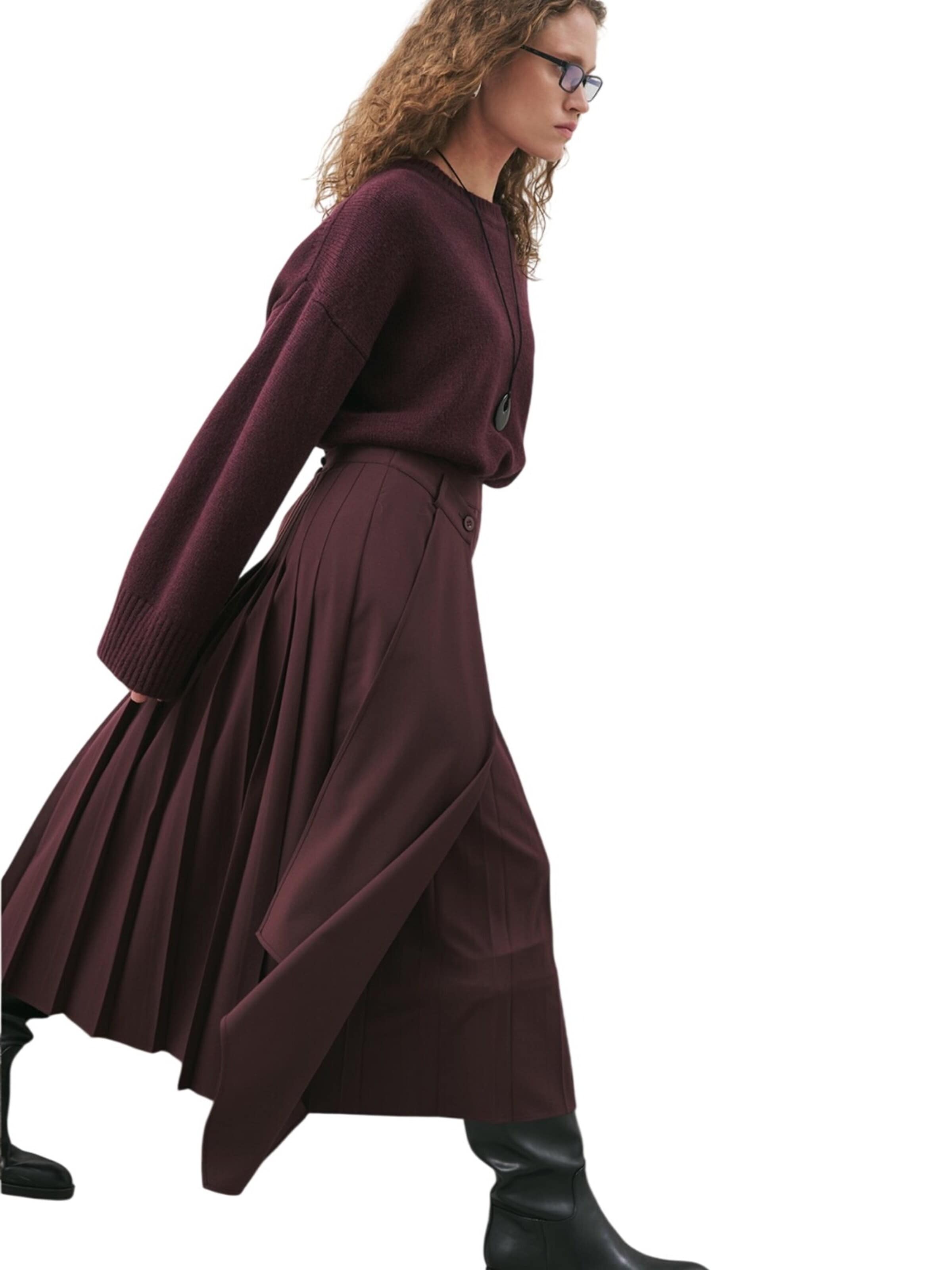 MANUKA Skirt in Red