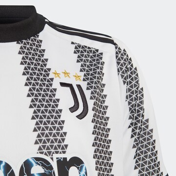 ADIDAS PERFORMANCE - Camiseta funcional 'Juventus 22/23 Home' en blanco