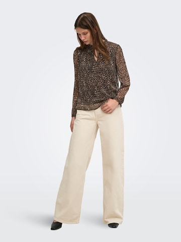 ONLY - Blusa en marrón