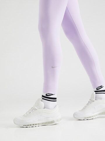 NIKE Skinny Sporthose 'ONE' in Lila