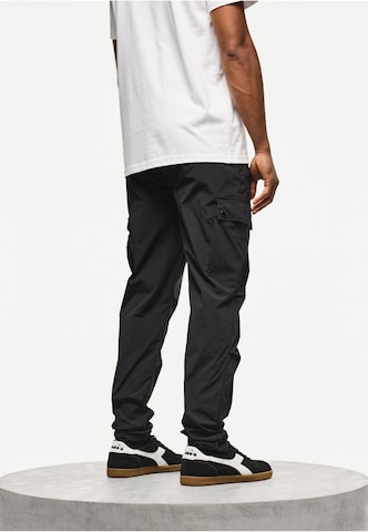 Weekend Offender Regular Cargo trousers 'Zanardi' in Black