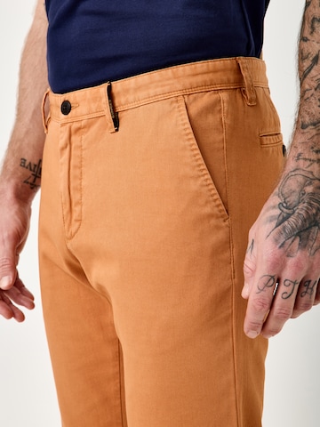 REDPOINT Regular Chino Pants in Orange