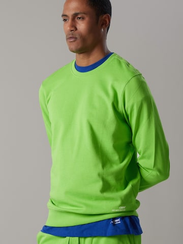 Felpa 'Felpa Girocollo' di OWN Off With Nature in verde: frontale