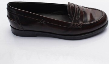 Tod's Flats & Loafers in 41 in Brown: front