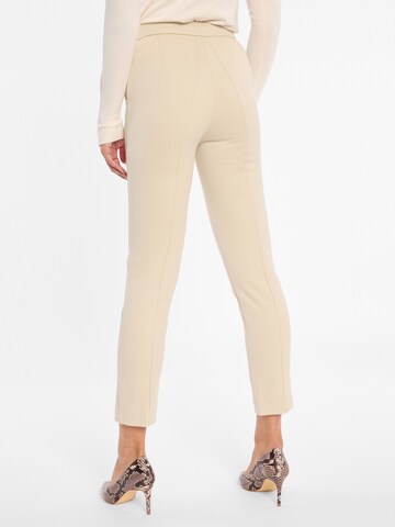 Regular Pantalon à plis 'Tricia Jones' Ana Alcazar en blanc