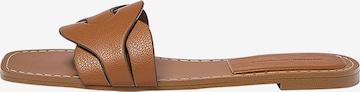 Pull&BearNatikače s potpeticom - smeđa boja