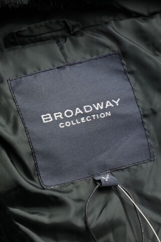 BROADWAY NYC FASHION Faux Fur-Mantel L in Schwarz