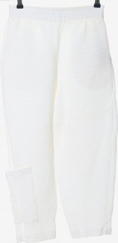 UNBEKANNT Pants in S in White: front