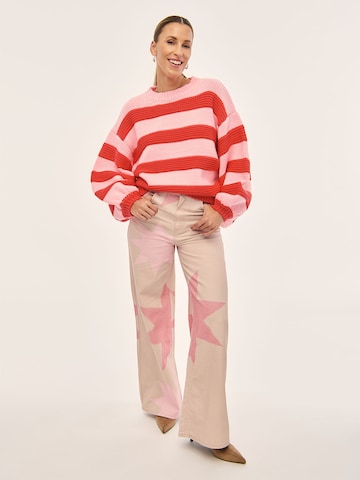 Kamila Šikl Pullover in Pink