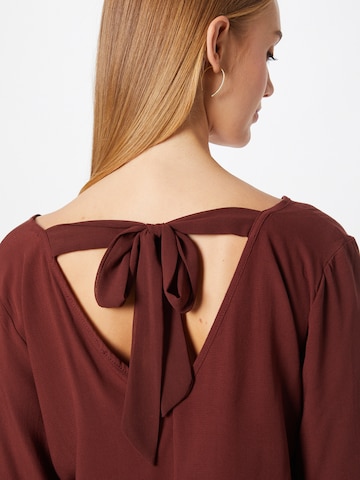 ABOUT YOU Blouse 'Farine' in Rood