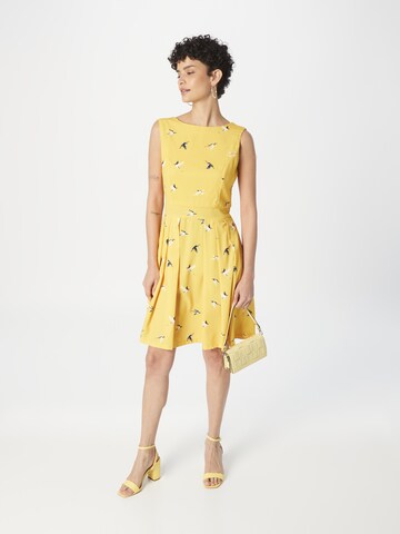 Mela London Καλοκαιρινό φόρεμα σε κίτρινο