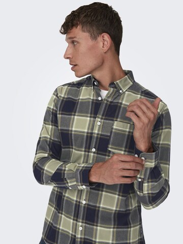 Only & Sons Regular fit Button Up Shirt 'Alvaro' in Green