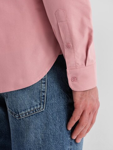 Ombre Regular fit Button Up Shirt in Pink