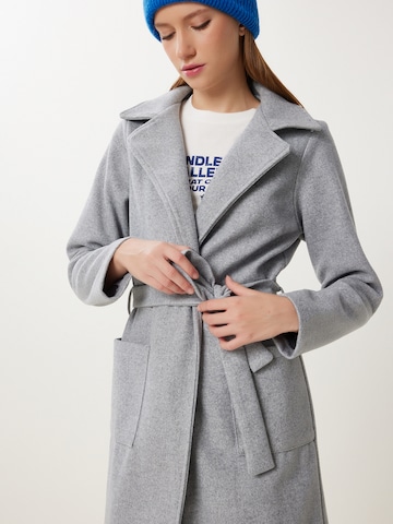 Cappotto di mezza stagione di Happiness İstanbul in grigio