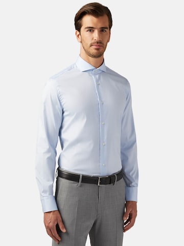 Boggi Milano Slim fit Business Shirt in Blue: front