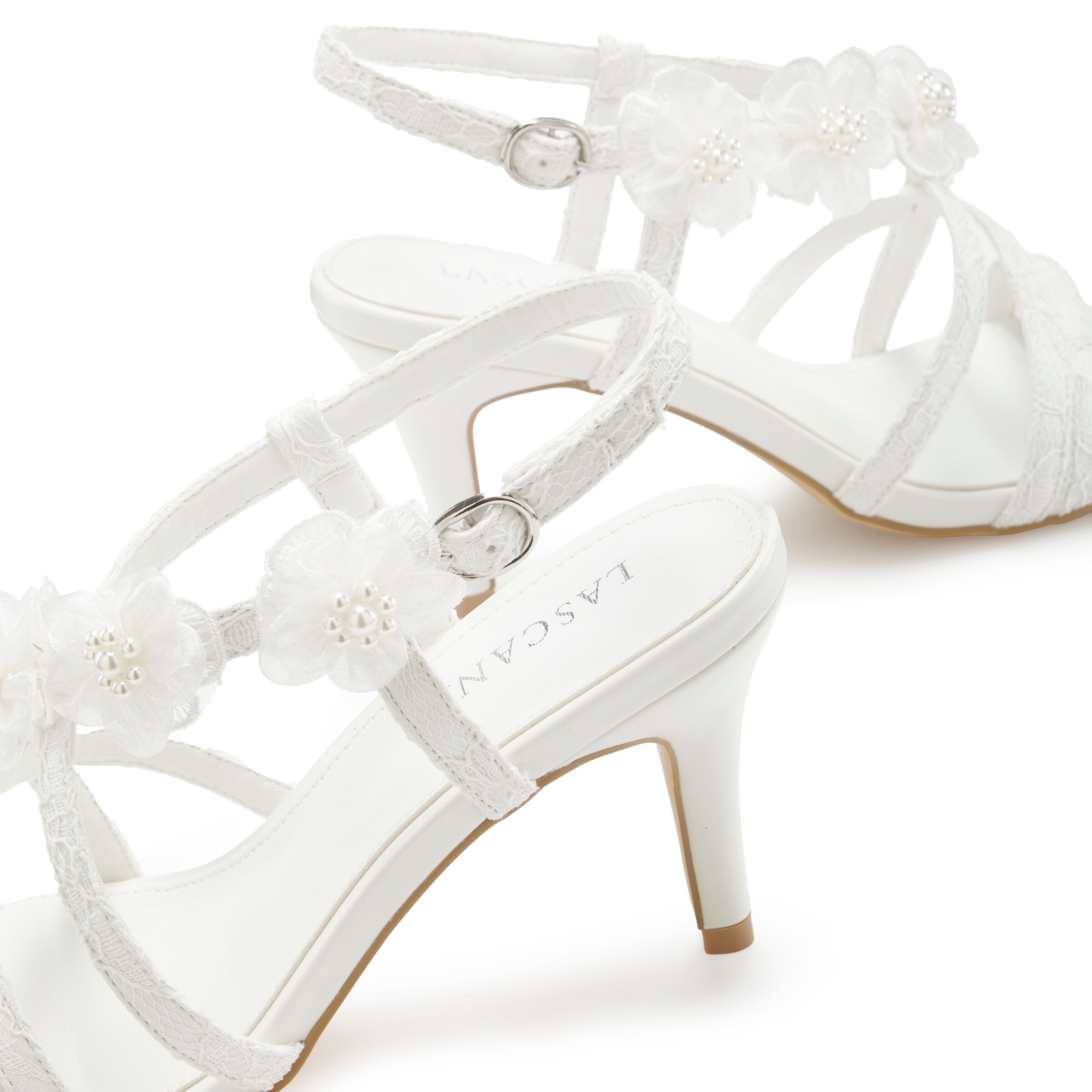 LASCANA Sandals in White