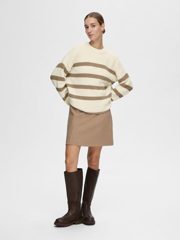 SELECTED FEMME Sweater 'SLFBloomie' in Beige