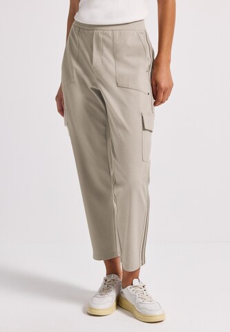 STREET ONE Loose fit Cargo Pants in Beige: front