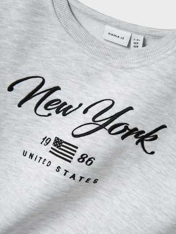 NAME IT Sweatshirt 'NKMKERA' in Grey