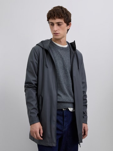 Scalpers Демисезонная куртка в Серый