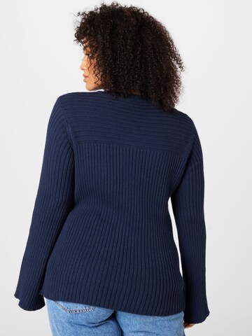 NU-IN Plus Pullover in Blau