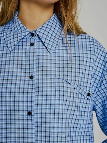 NORR Halenka 'Cinnamon' – modrá