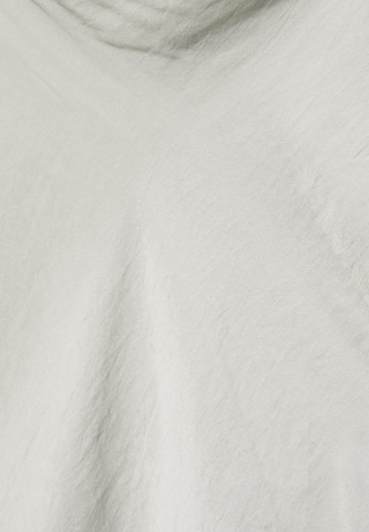 Tricou de la Pull&Bear pe gri