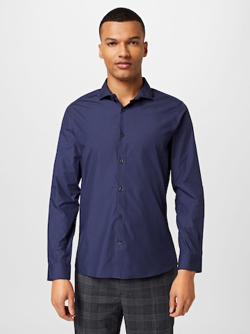BURTON MENSWEAR LONDON Slim Fit Skjorte i blå: forside